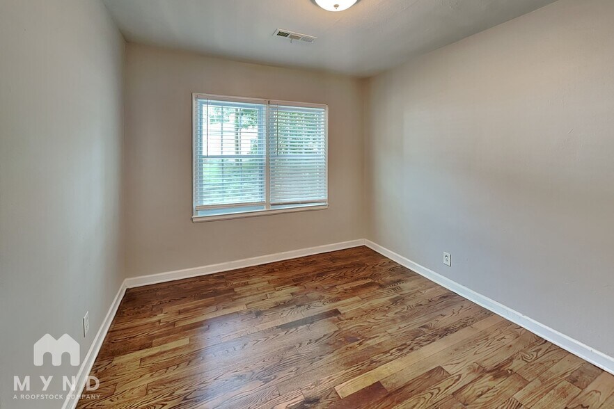 Building Photo - 1319 Campbellton Rd SW