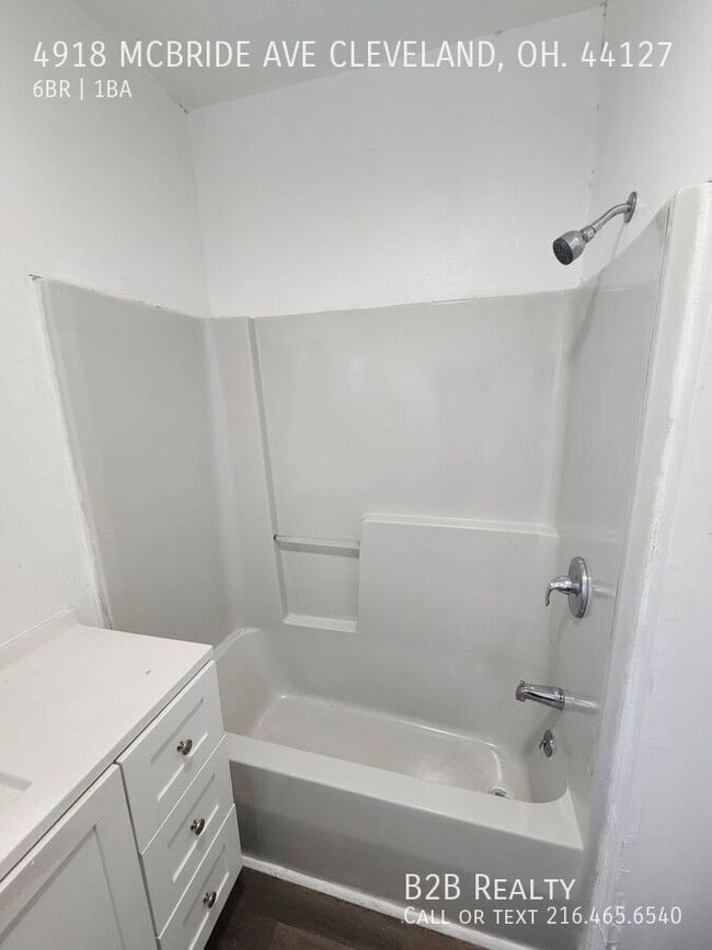 Building Photo - 4918 McBride