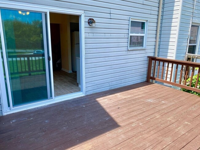 Building Photo - 1711 Winding Brook Way