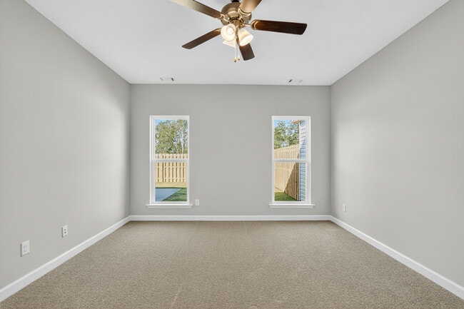 Building Photo - 7232 Paisley Cir