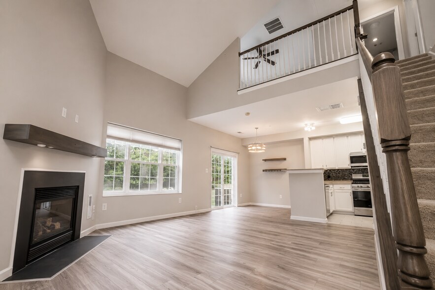 Building Photo - 11138 Wortham Crest Cir