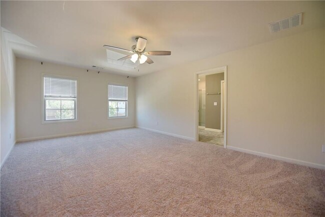 Building Photo - 4255 Sunflower Cir