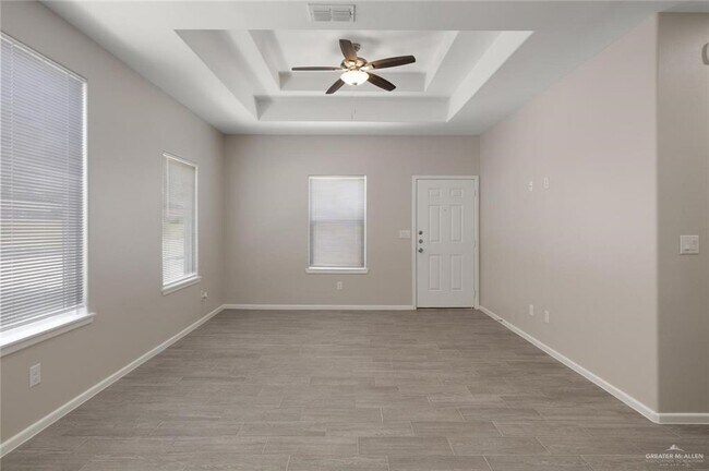 Building Photo - 740 N Alamo Rd
