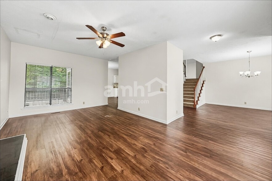 Building Photo - 924 Colo Cove