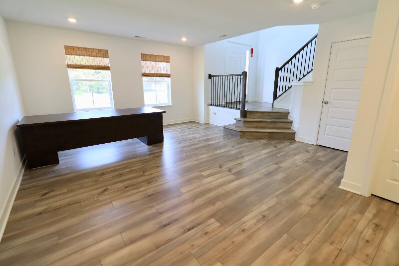 Building Photo - 9316 Benton Dr