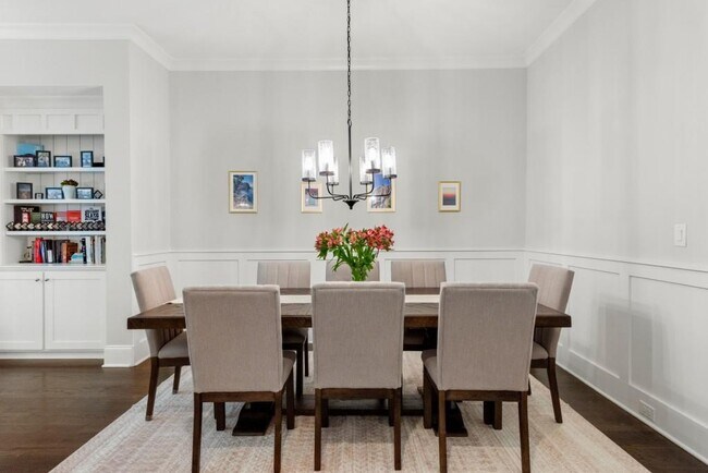 Building Photo - 2045 Bellrick Rd NW