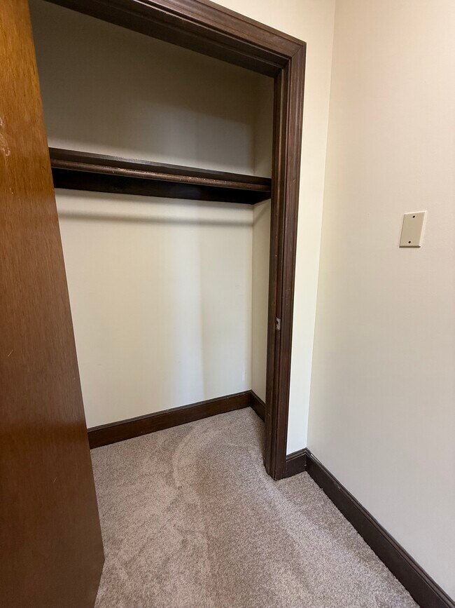 Building Photo - McShane Block