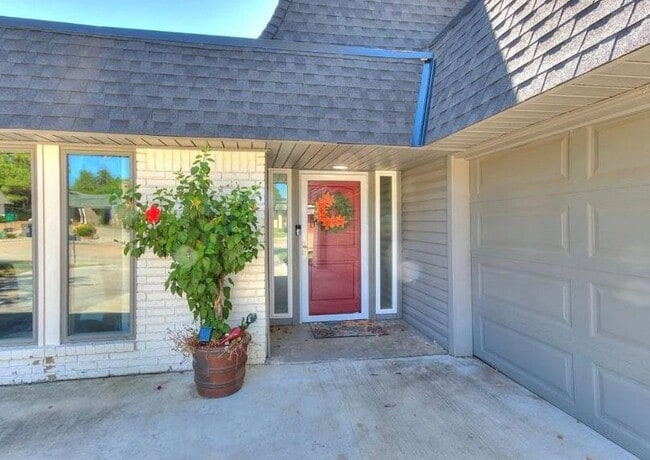 Building Photo - 1440 Duffner Dr