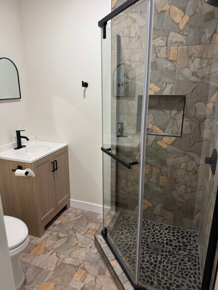 Building Photo - 13345 Burbank Blvd