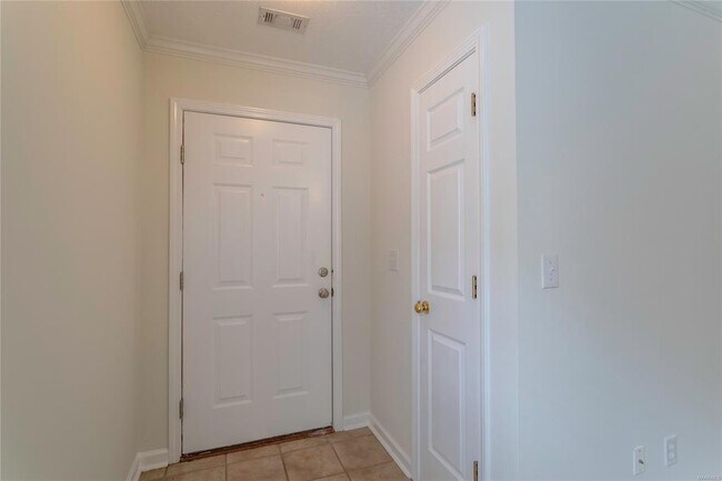 Building Photo - 1161 Stafford Dr