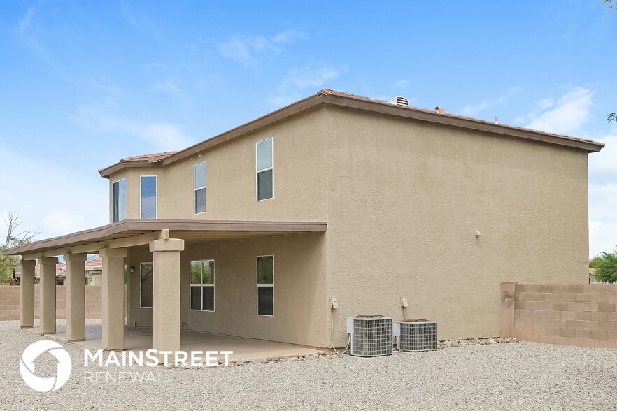 Building Photo - 5090 E Butterweed Dr