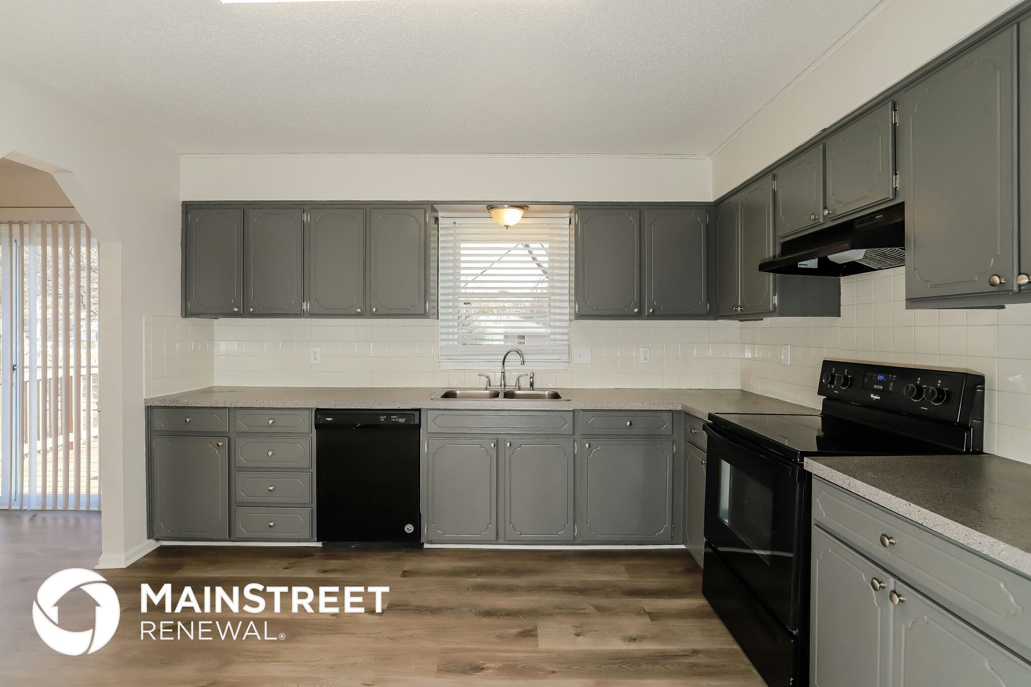 Building Photo - 2505 Folsom St