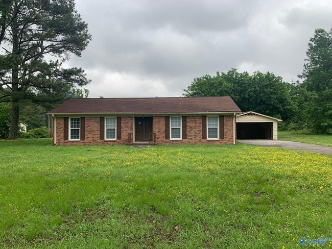 Primary Photo - 18256 Edgewood Rd