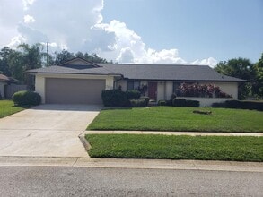 Building Photo - 7910 Glen Abbey Cir