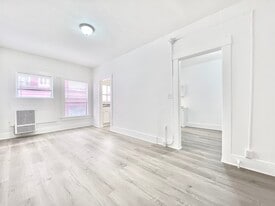 Building Photo - 427 S Alvarado St