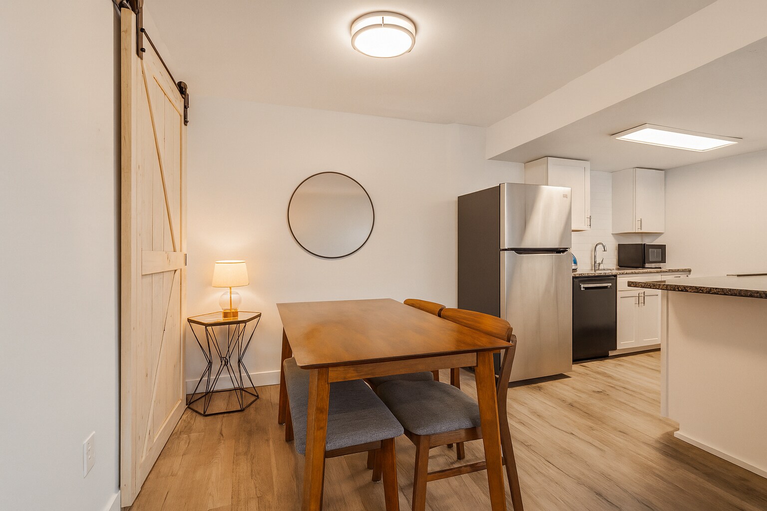 Building Photo - 645 Manhattan Plz