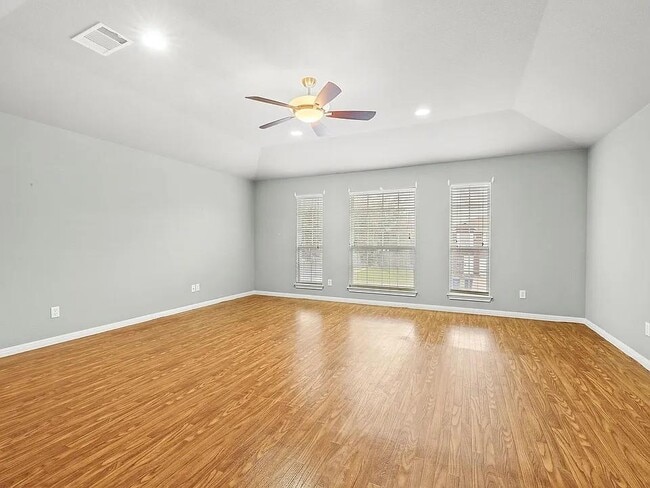 Building Photo - 2200 N Shields Dr