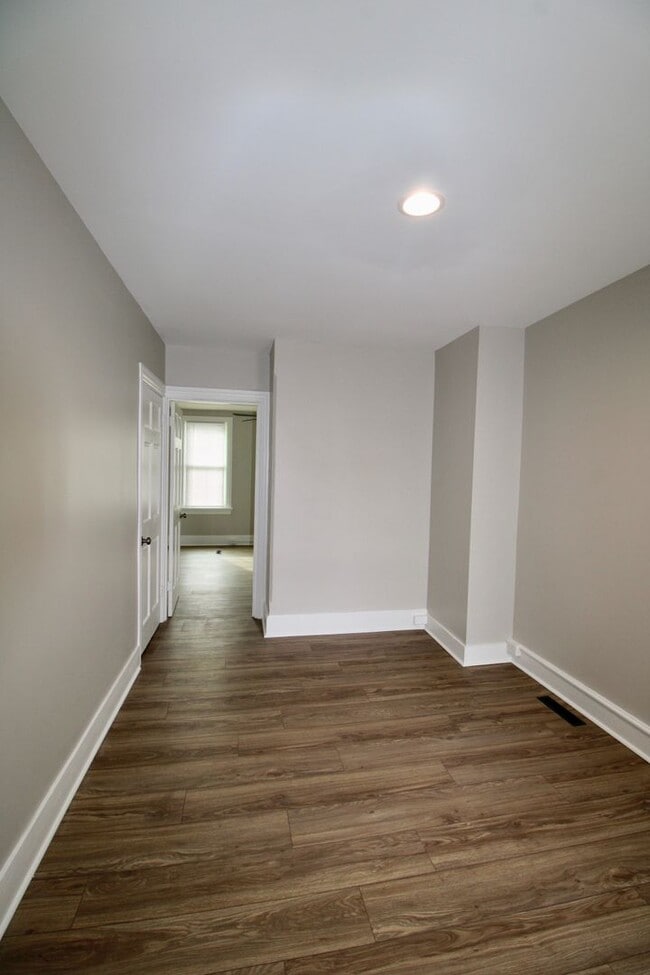 Building Photo - Spacious Single-Family Home on Penn St