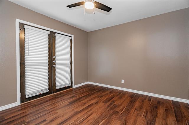 Building Photo - 7809 Meadow Park Dr