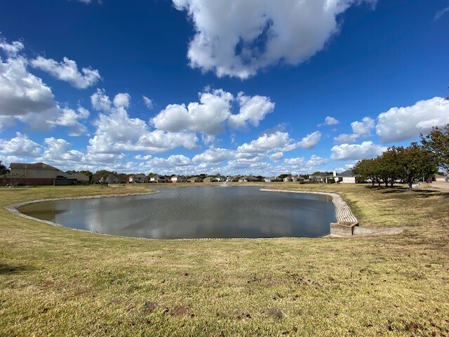 Building Photo - 7406 Valentine Ln