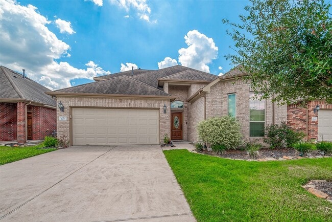 Building Photo - 2211 Argos Dr