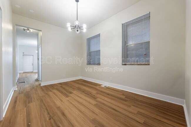 Building Photo - 4241 S Calumet Ave