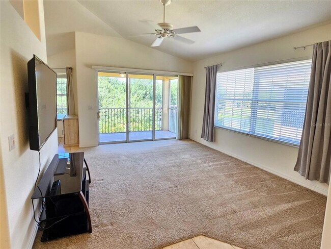 Building Photo - 904 Casa Del Lago Way