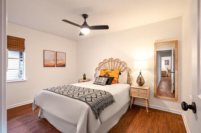 Building Photo - 407 Westmorland Dr