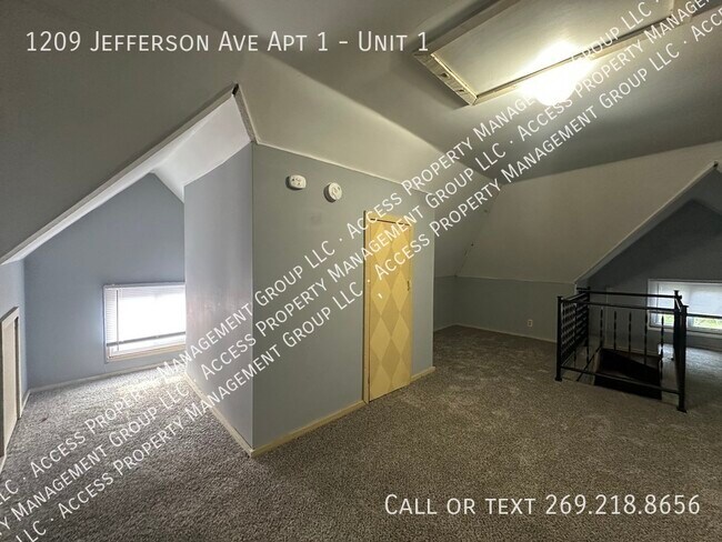 Building Photo - 1209 Jefferson Ave