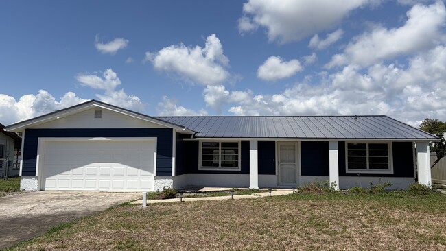Building Photo - 49 Timber Trl