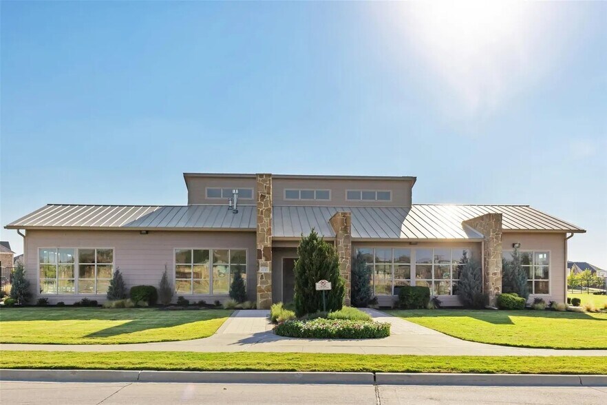 Amenity Center - 3600 Highland Bayou Dr