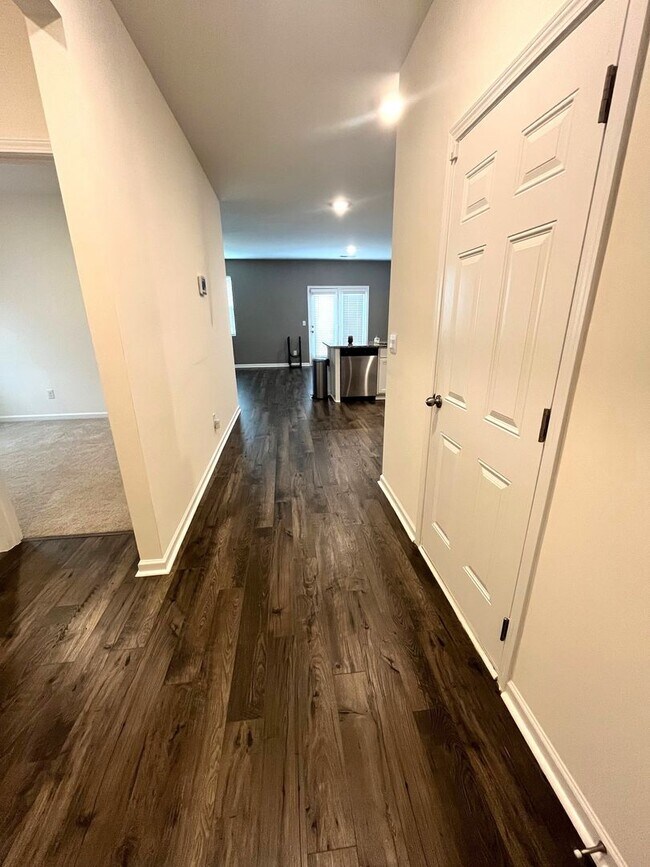Building Photo - HALF-PRICE RENT for Your First Month: Move...