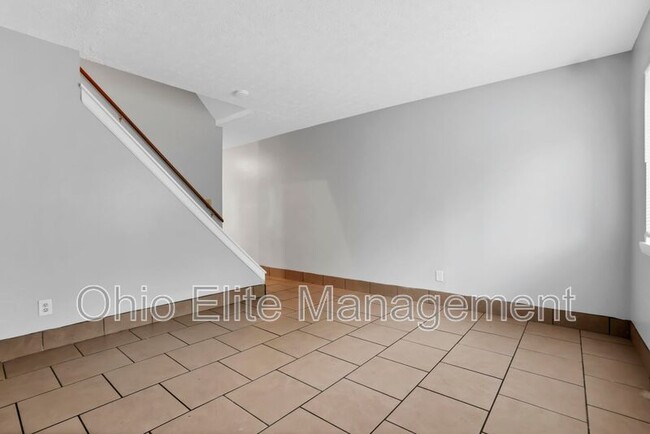 Building Photo - 2844 Baughman Ave