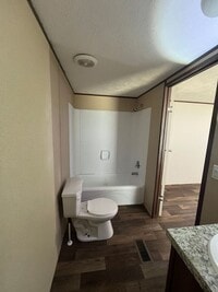 Building Photo - 142 County Rd