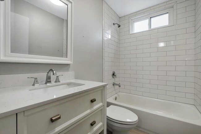 Building Photo - 5831 Split Oak Ln