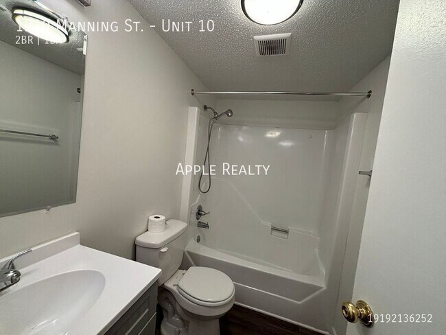 Building Photo - 1210 Manning St