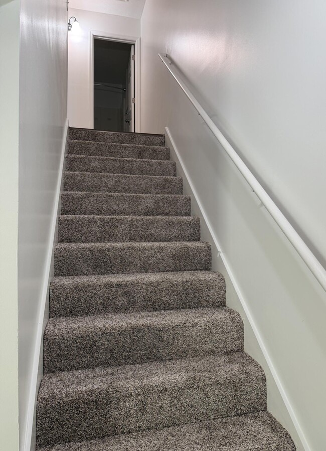 Building Photo - 2002 Brooklyn Blvd