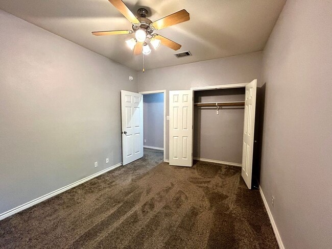 Building Photo - 408 Nelray Blvd