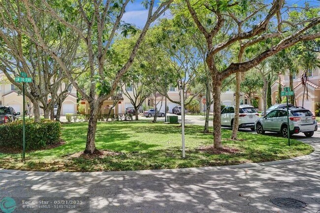 Building Photo - 3467 SW 170th Terrace