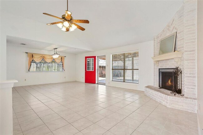 Building Photo - 13622 Wimbledon Oaks Dr