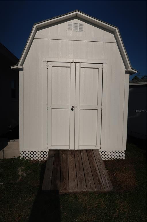 Building Photo - 9484 Treasure Ln NE