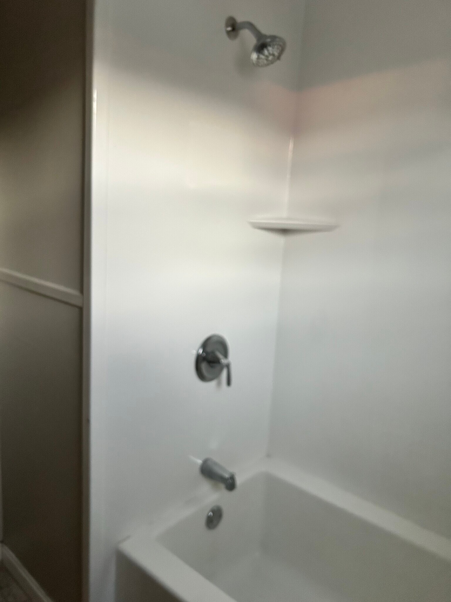 Building Photo - 18 John St