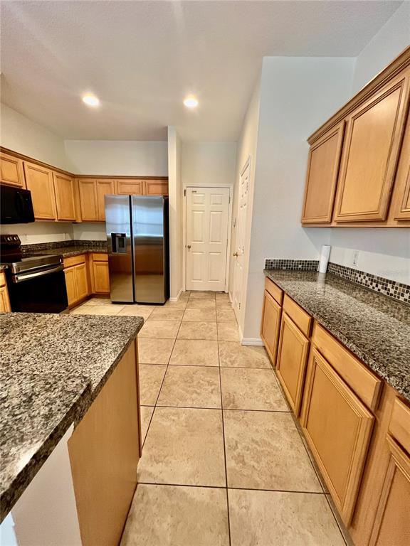 Building Photo - 2509 Silvermoss Dr