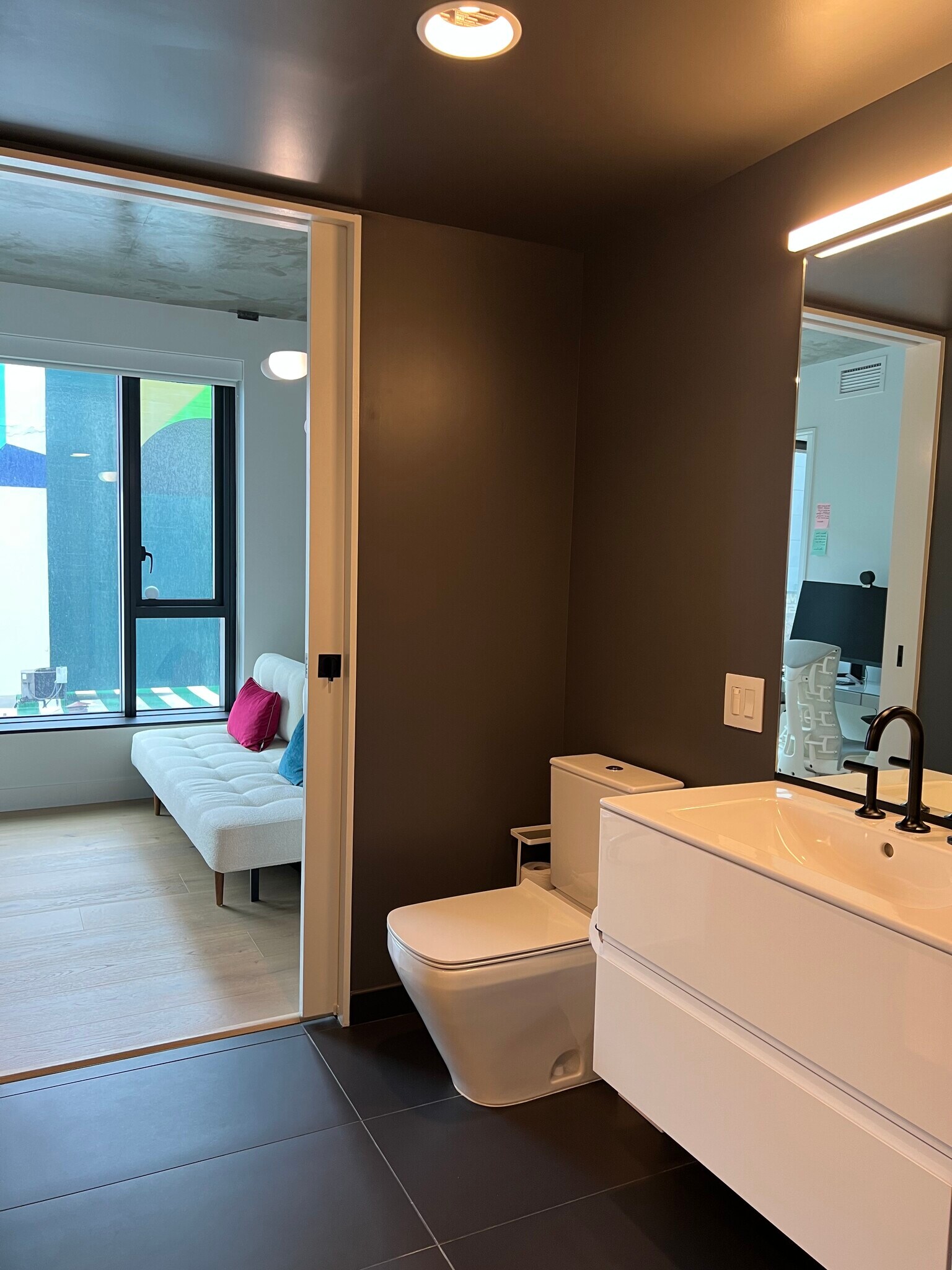 Building Photo - 960 Market St