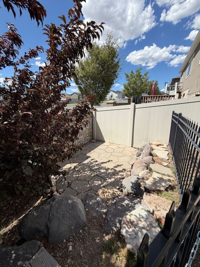Building Photo - 6584 S Azimuth Ct