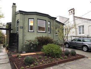 Building Photo - 1831 Woolsey St