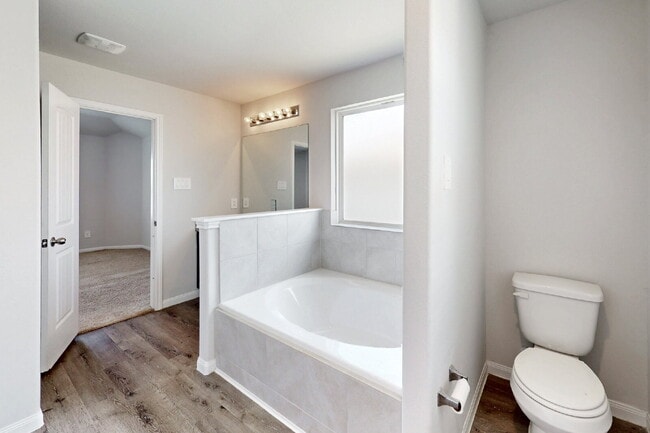 Building Photo - 968 Rice Dr