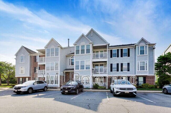 Building Photo - 605 Himes Ave