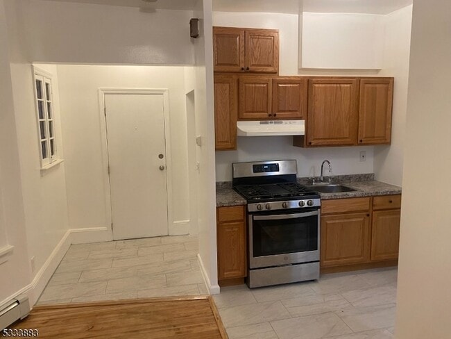 Building Photo - 29 High St