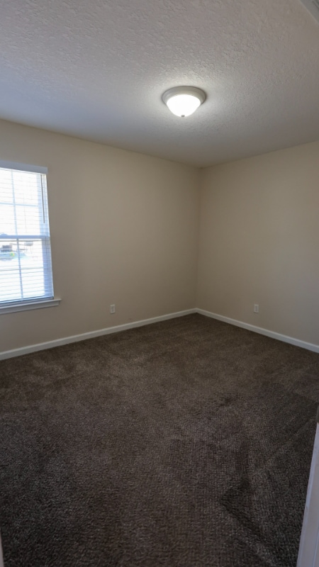 Building Photo - 122 Villa Rd